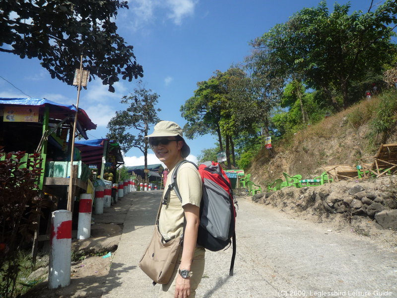 Trek to mountain top03